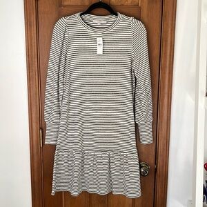 🏷️ LOFT Long Sleeve Striped Dress (size XS-M)